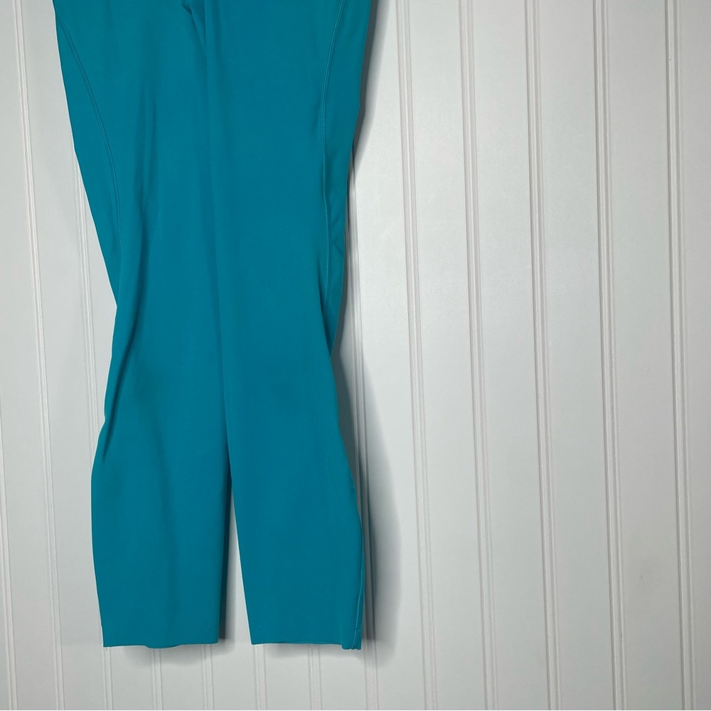 Lululemon High Rise Tights - Picture 3 of 9